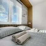 Appartement Penthouse Sloneczna Rapsodia - Nowoczesny Apartament Z Duzym Tarasem I Pieknym Widokiem Przy Parku Zdrojowym Rabka